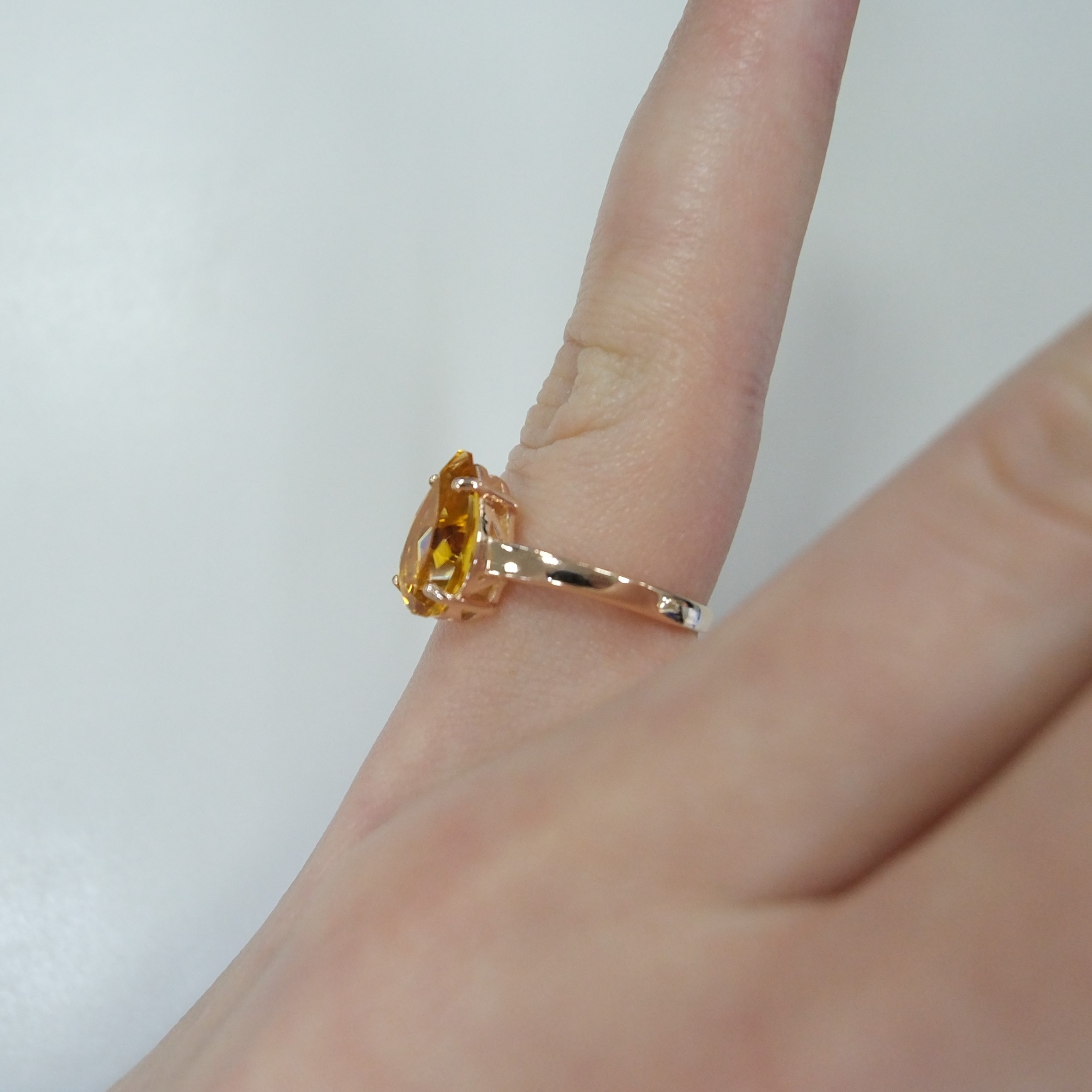 Серебряное кольцо с цитрином